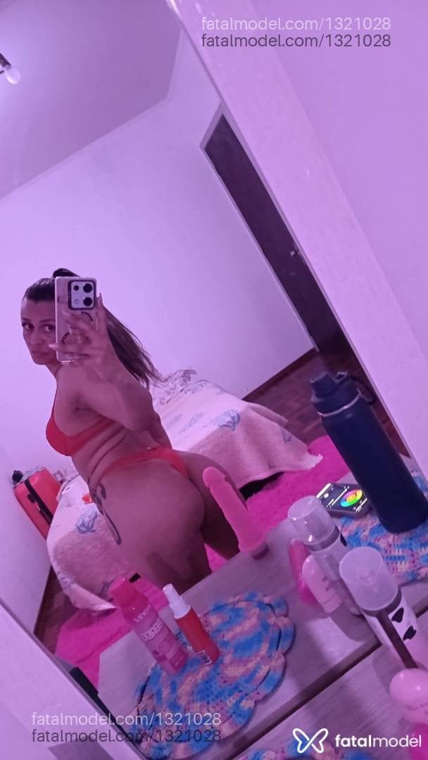 Acompanhante mulher loira (o) de olhos castanhos - Pietra