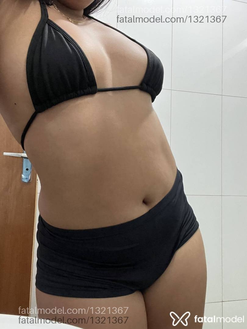 Acompanhante mulher morena (o) de olhos castanhos - Raissa