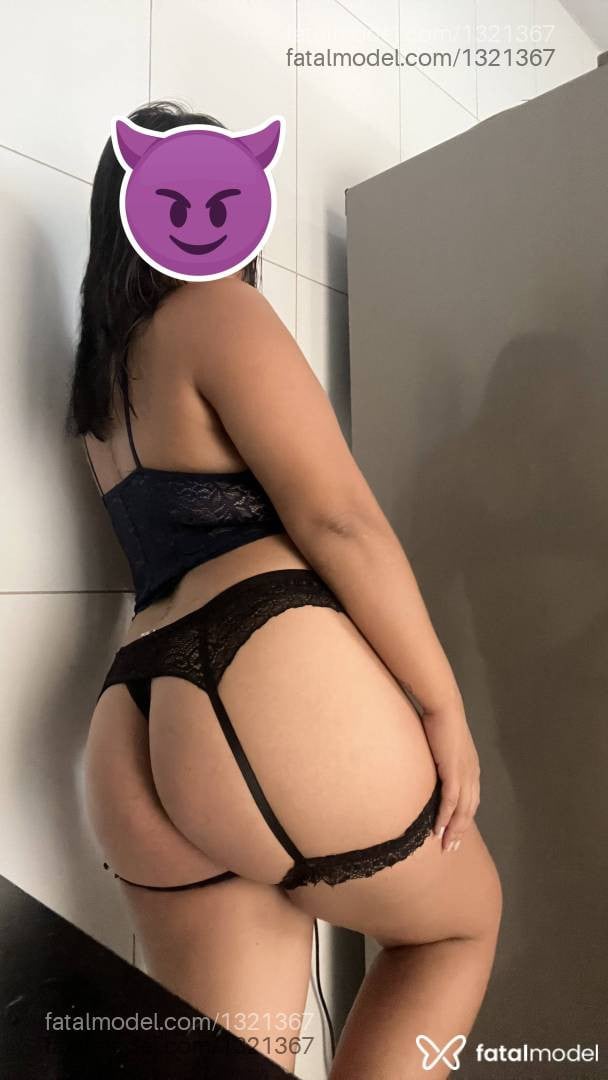 Acompanhante mulher morena (o) de olhos castanhos - Raissa