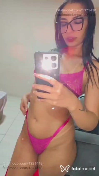 Acompanhante mulher morena (o) de olhos castanhos em Ibitinga Acompanhante mulher morena (o) de olhos castanhos em Ibitinga - Mavy Labomba