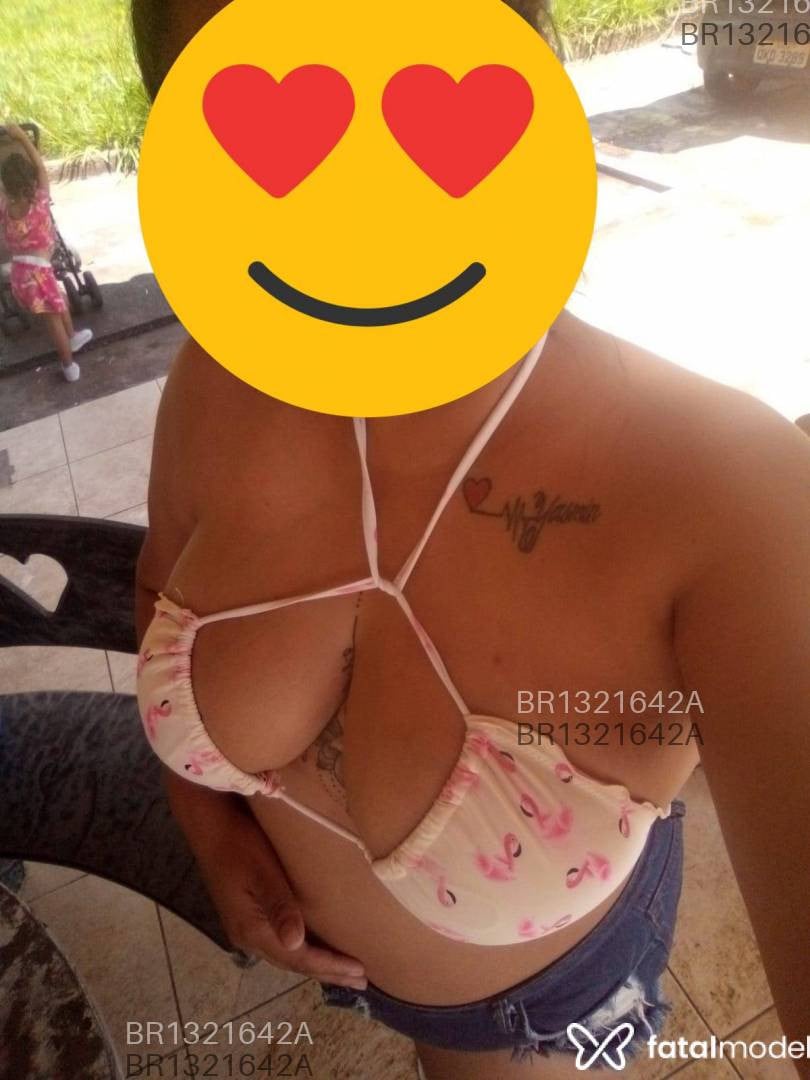 Acompanhante mulher morena (o) de olhos castanhos em Arcos Acompanhante mulher morena (o) de olhos castanhos em Arcos - Karine