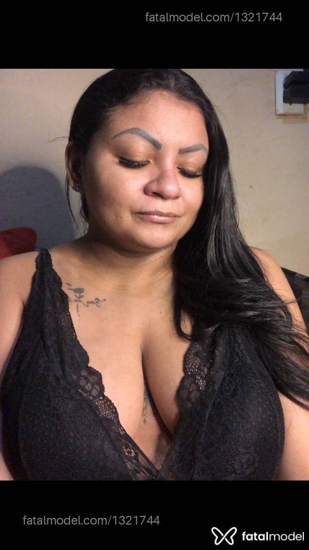 Acompanhante mulher morena (o) de olhos pretos em Virtual - Valzinha
