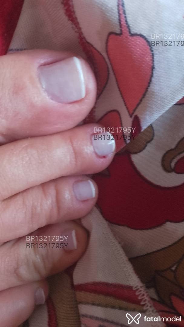 Acompanhante mulher com cabelo castanho de olhos castanhos em Taubaté Acompanhante mulher com cabelo castanho de olhos castanhos em Taubaté - Clara