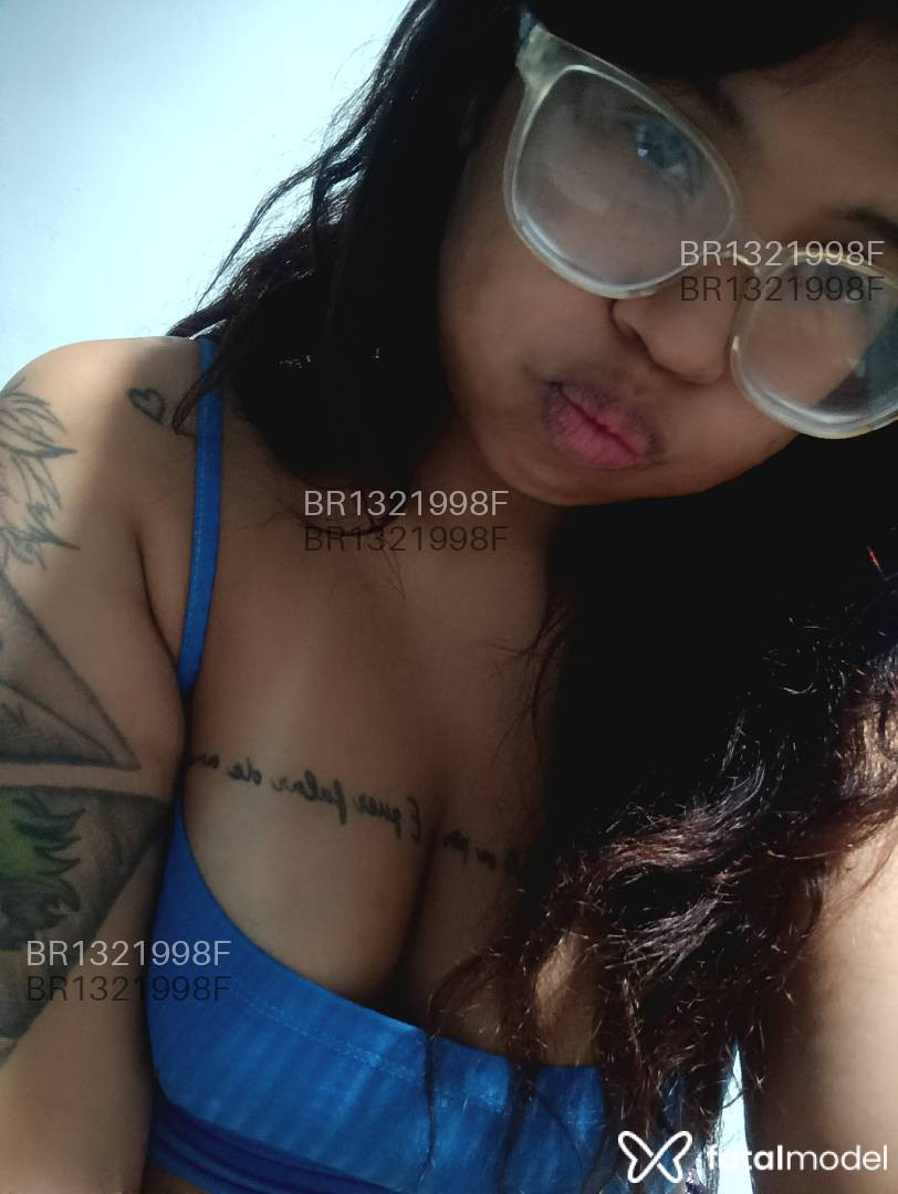 Acompanhante mulher com cabelo castanho de olhos castanhos em Virtual - Vanessa silva