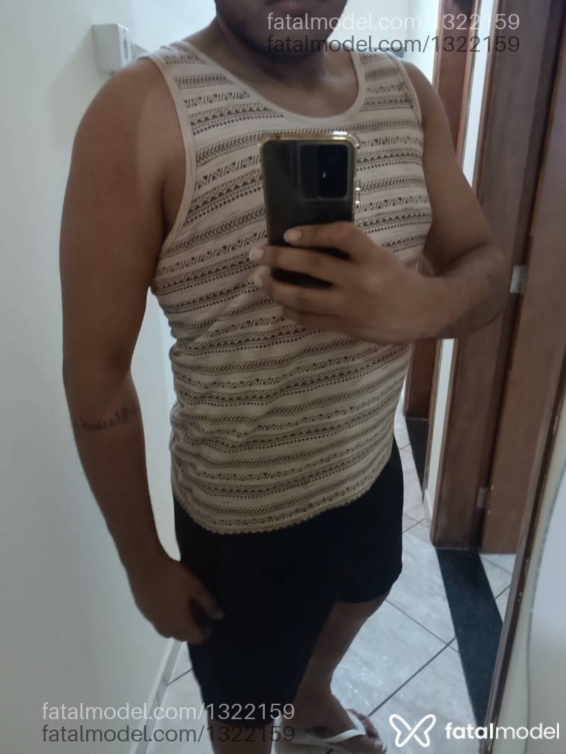 Acompanhante homem morena (o) de olhos castanhos - Victor Bueno