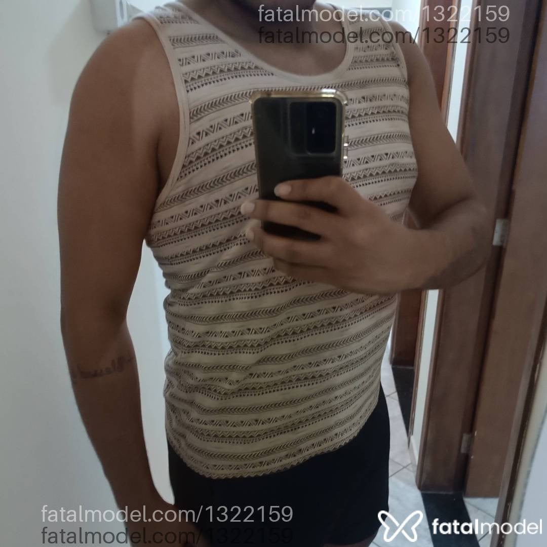 Acompanhante homem morena (o) de olhos castanhos - Victor Bueno
