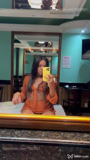 Acompanhante travesti morena (o) de olhos castanhos em Porto Alegre - Luana Schutz