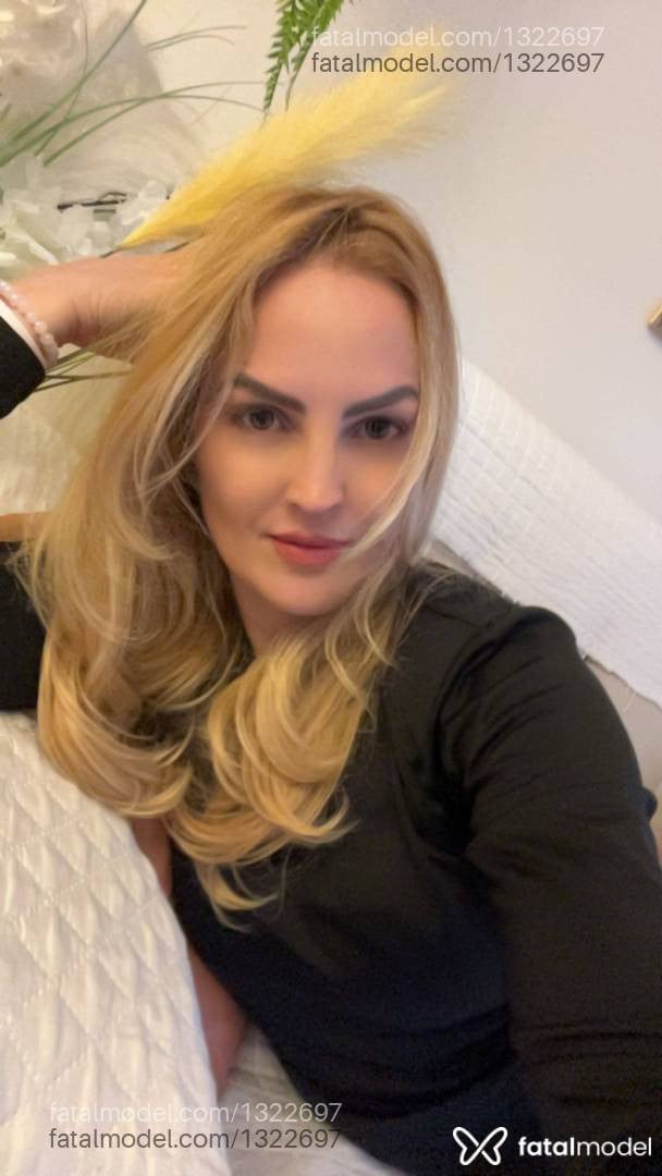 Acompanhante mulher loira (o) de olhos verdes em Toledo - Débora Liss