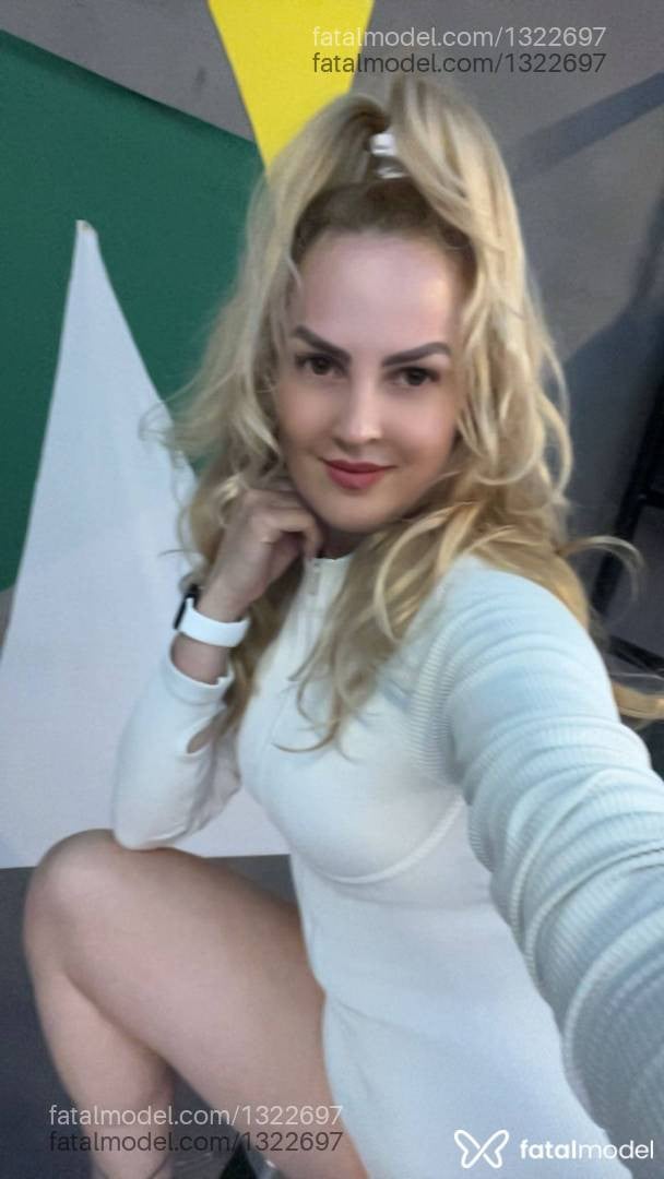 Acompanhante mulher loira (o) de olhos verdes em Toledo - Débora Liss