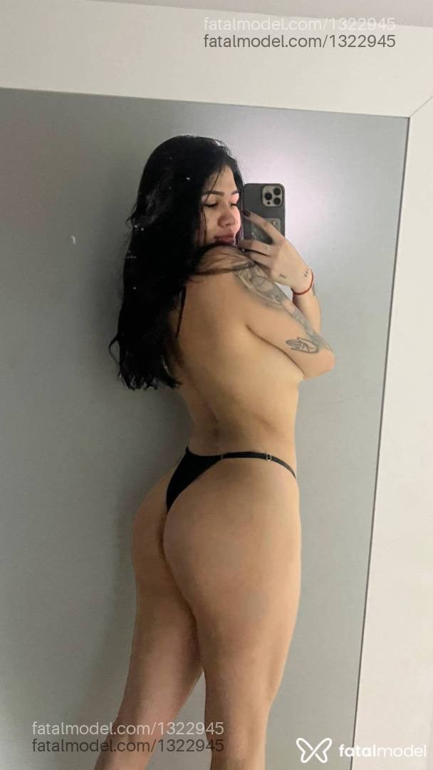 Acompanhante mulher morena (o) de olhos castanhos - Larissa