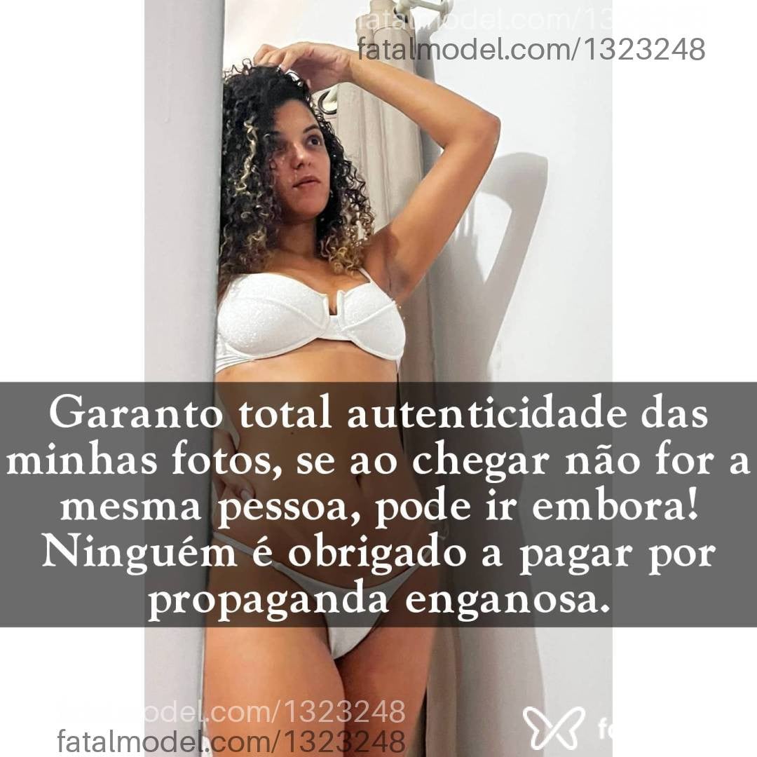Acompanhante mulher loira (o) de olhos castanhos - Sophia Meireles