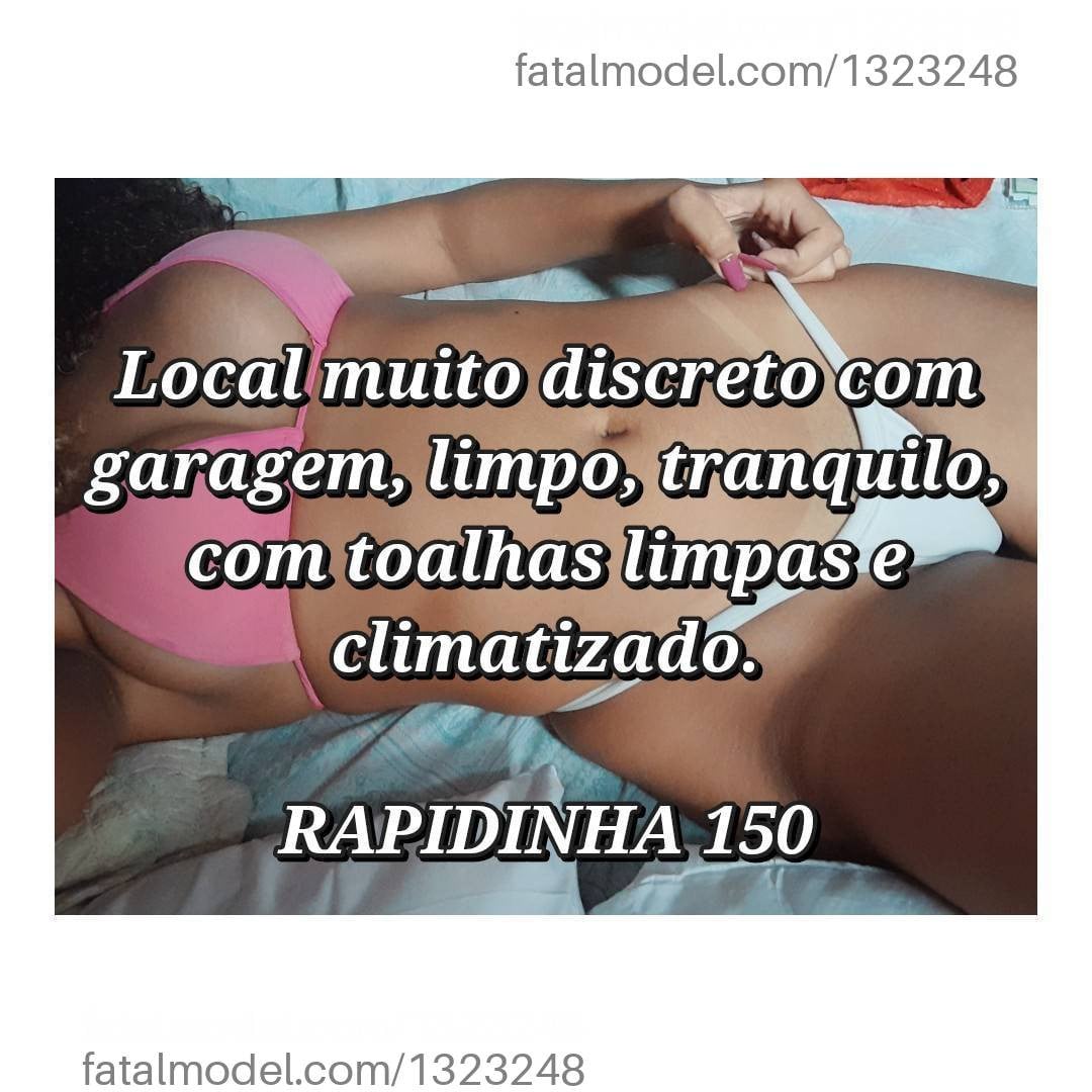Acompanhante mulher loira (o) de olhos castanhos - Sophia Meireles