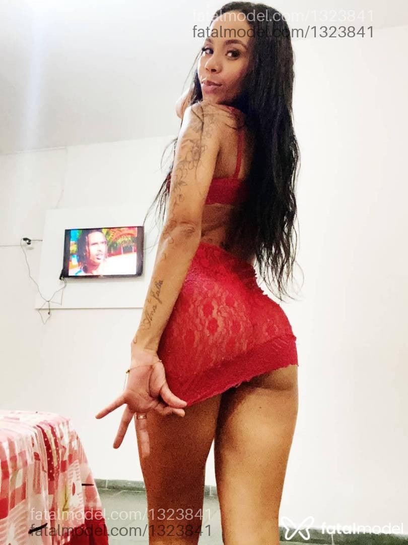 Acompanhante mulher morena (o) de olhos pretos - Aninha