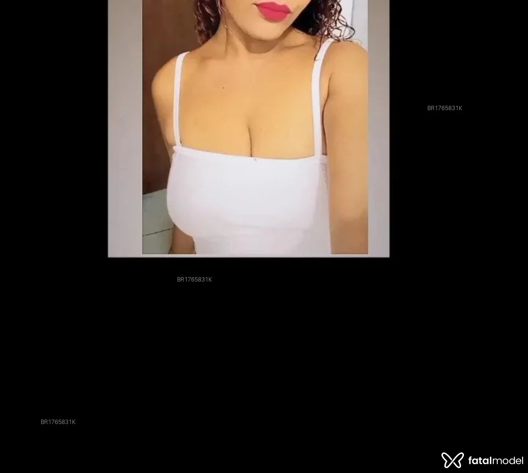 Acompanhante mulher ruiva (o) de olhos castanhos em Virtual - Serena