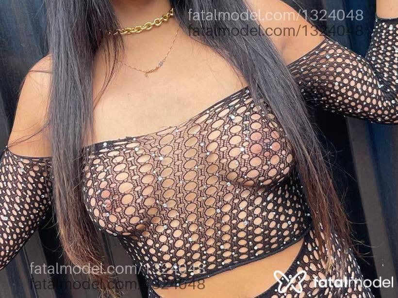 Acompanhante mulher morena (o) de olhos pretos - Talita