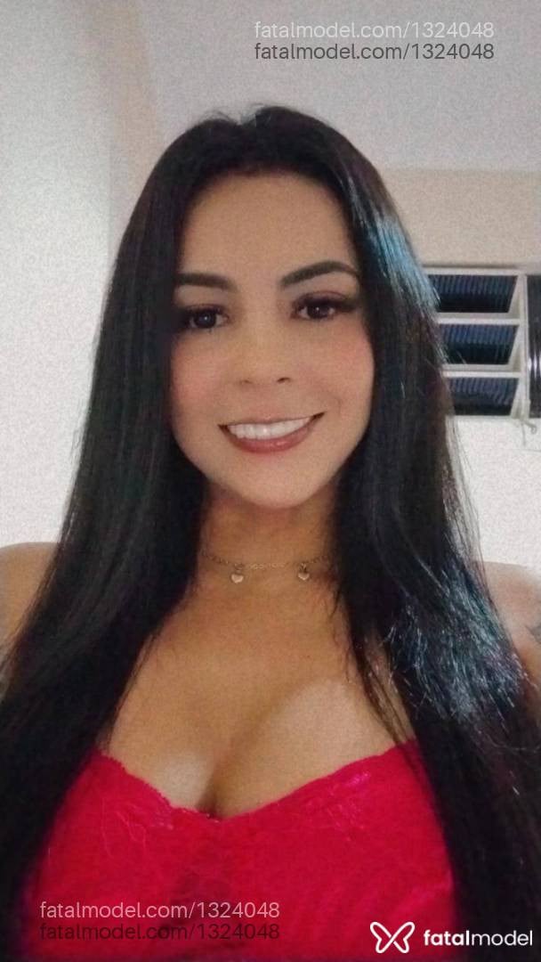 Acompanhante mulher morena (o) de olhos pretos - Talita