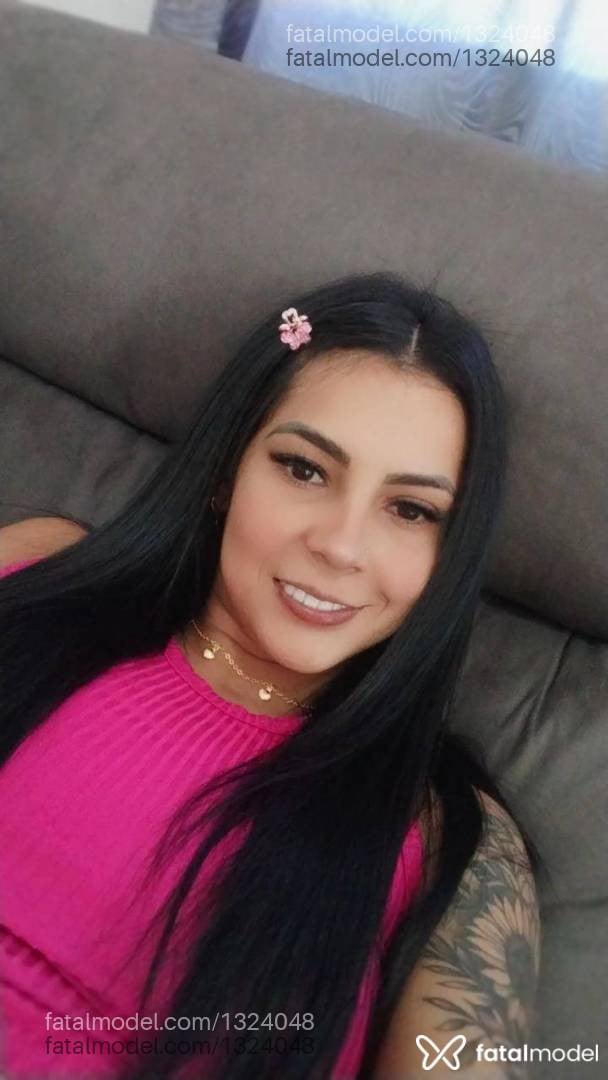 Acompanhante mulher morena (o) de olhos pretos - Talita