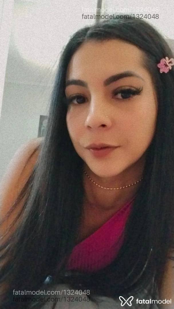 Acompanhante mulher morena (o) de olhos pretos - Talita