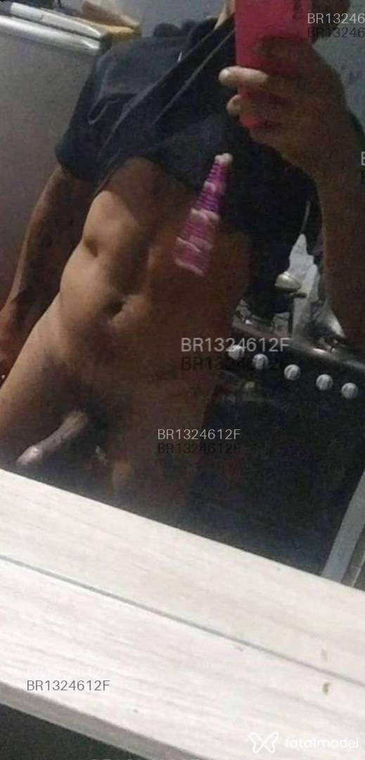 Acompanhante homem com cabelo castanho de olhos castanhos em Rio de Janeiro - Prazer oculto