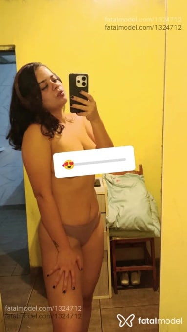 Acompanhante mulher morena (o) de olhos castanhos - Samantha Lopes