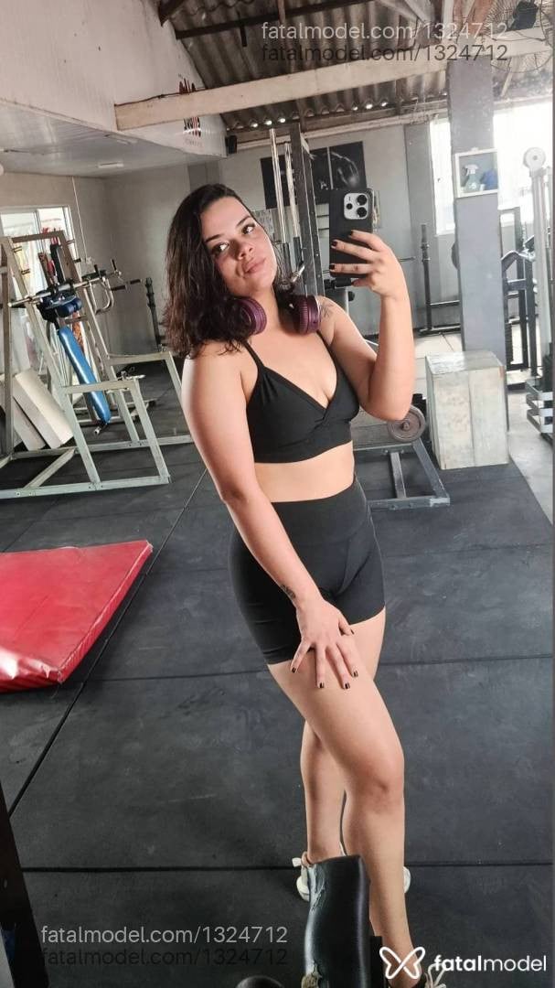 Acompanhante mulher morena (o) de olhos castanhos - Samantha Lopes