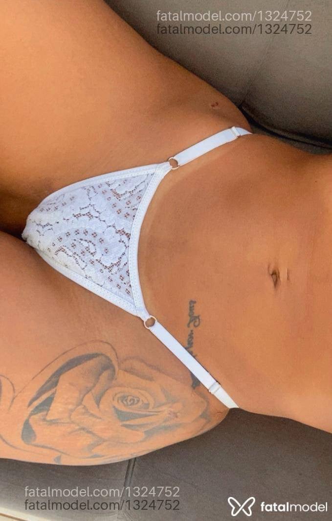 Acompanhante mulher morena (o) de olhos castanhos - Leticia Dias