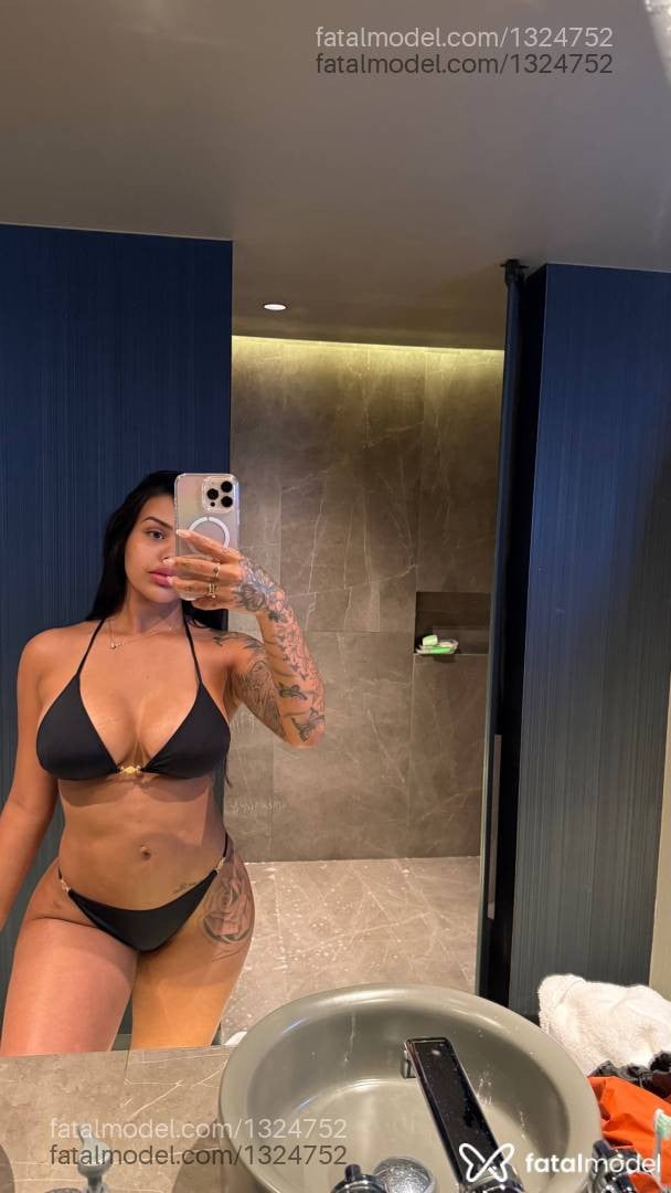 Acompanhante mulher morena (o) de olhos castanhos - Leticia Dias