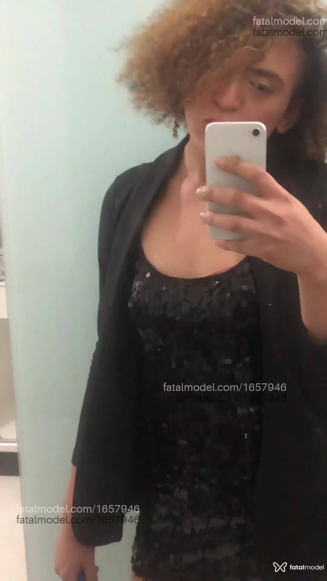 Acompanhante mulher trans loira (o) de olhos castanhos em Fortaleza - Domitila