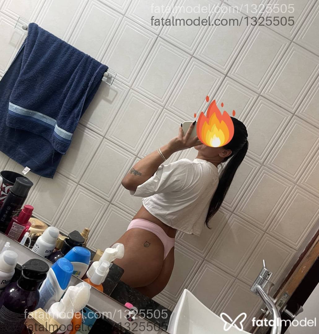 Acompanhante mulher morena (o) de olhos castanhos em Guarapari - Karen Mello
