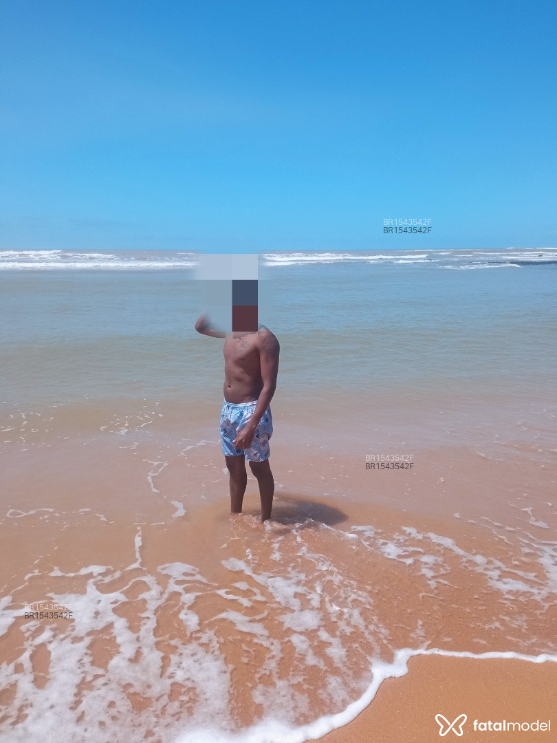 Acompanhante homem morena (o) de olhos castanhos em Vila Velha - Marrento