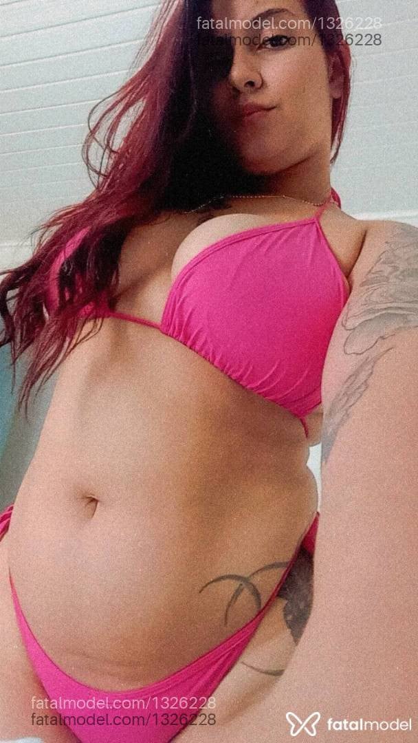 Acompanhante mulher com cabelo castanho de olhos castanhos - Gabriela Figueire