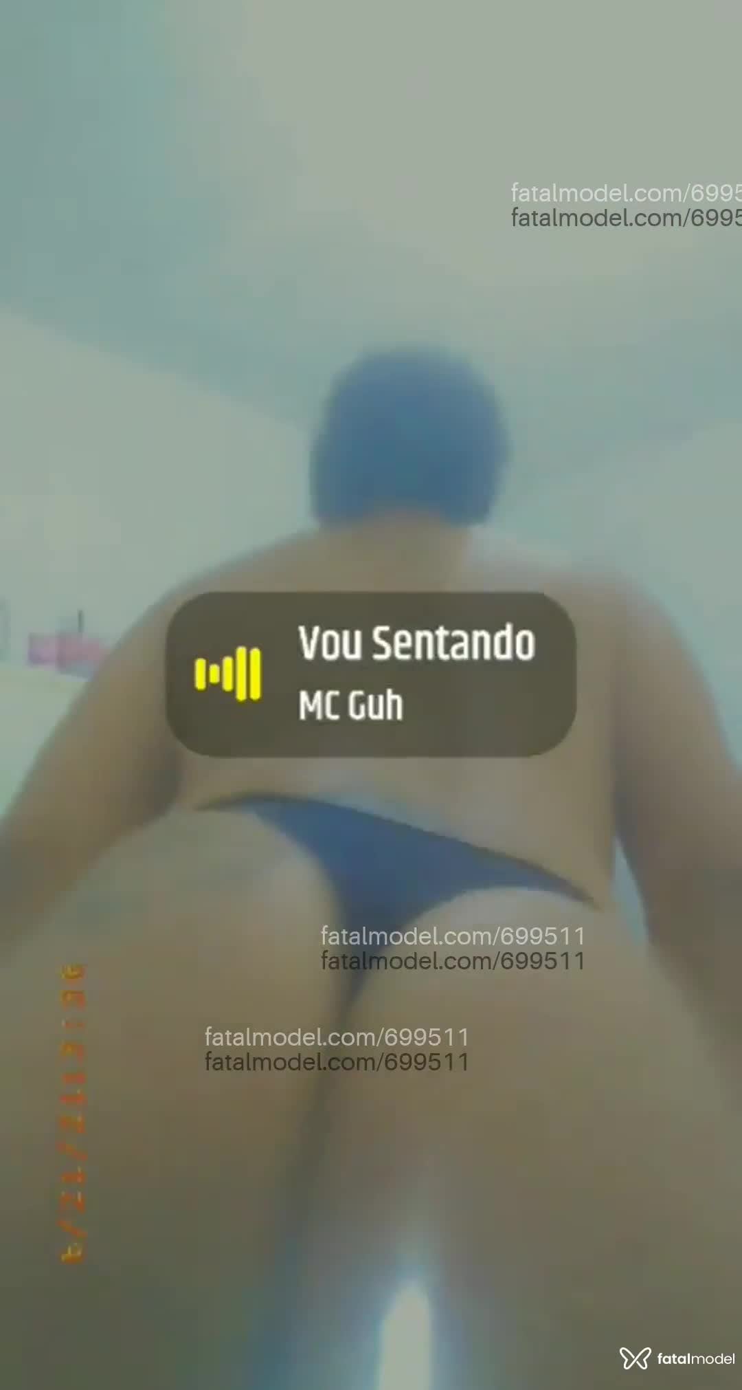 Acompanhante mulher trans com cabelo castanho de olhos castanhos em Santana de Parnaíba - Yorrara Santos