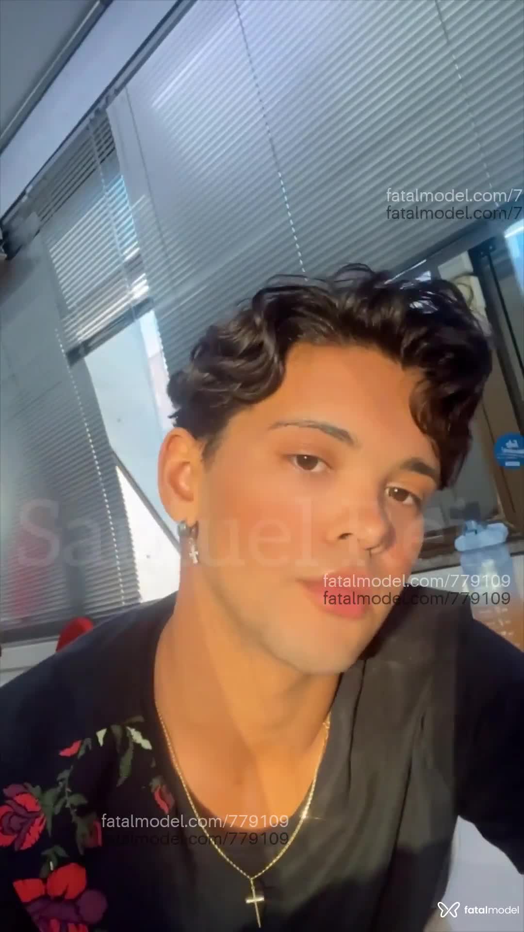 Acompanhante homem morena (o) de olhos castanhos em Belo Horizonte Acompanhante homem morena (o) de olhos castanhos em Belo Horizonte - Samuel Reis