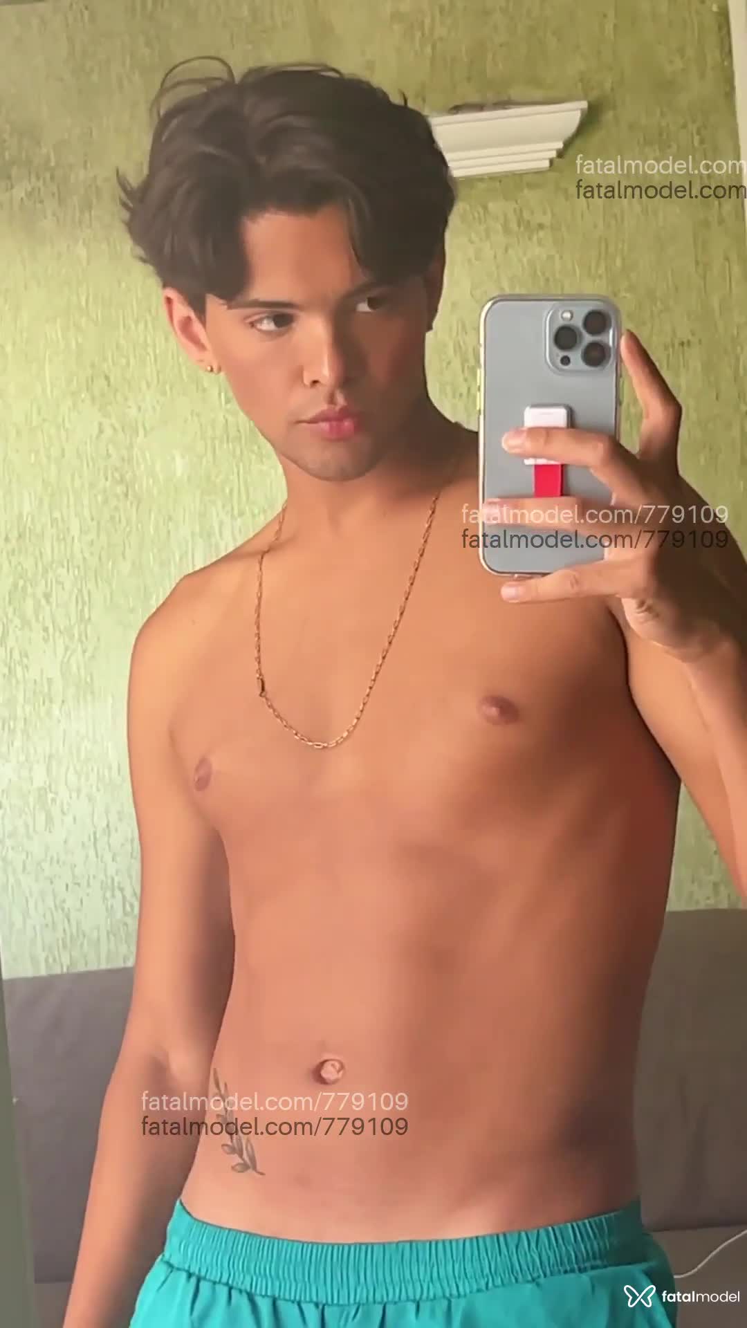 Acompanhante homem morena (o) de olhos castanhos em Belo Horizonte Acompanhante homem morena (o) de olhos castanhos em Belo Horizonte - Samuel Reis