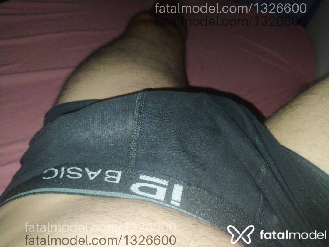 Acompanhante homem com cabelo castanho de olhos castanhos - Fernando