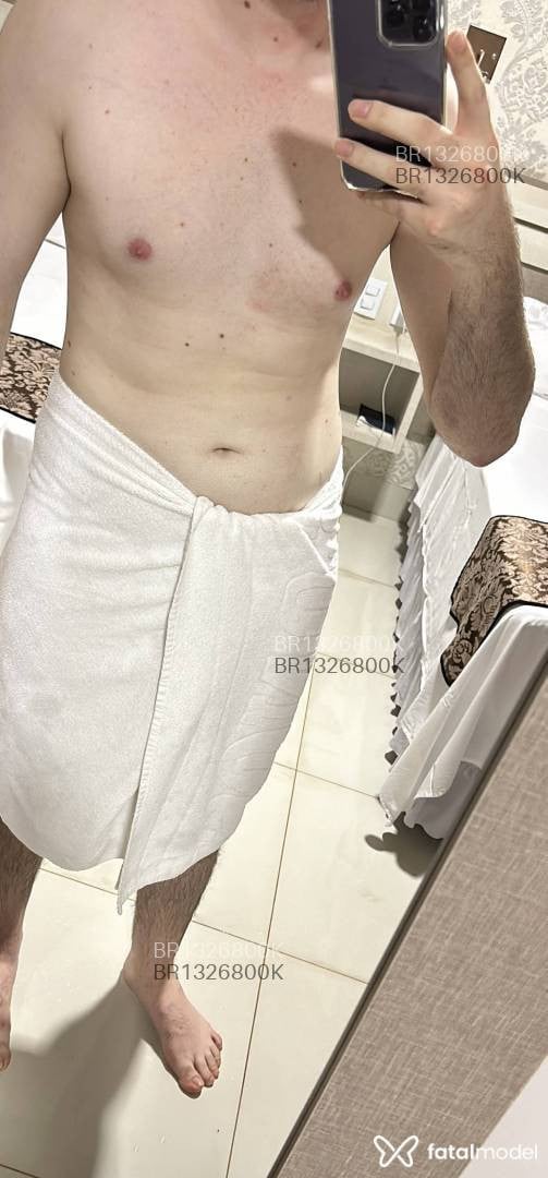 Acompanhante homem com cabelo castanho de olhos castanhos em Nova Santa Helena Acompanhante homem com cabelo castanho de olhos castanhos em Nova Santa Helena - Passivosubmisso