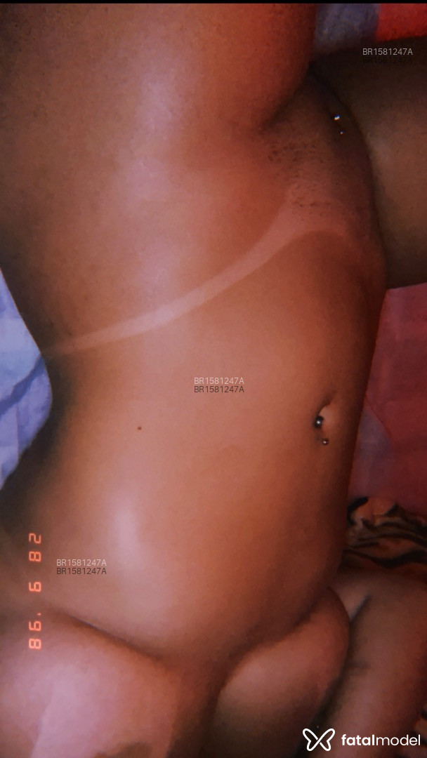 Acompanhante mulher morena (o) de olhos castanhos em Macaé Acompanhante mulher morena (o) de olhos castanhos em Macaé - Lua Rosa