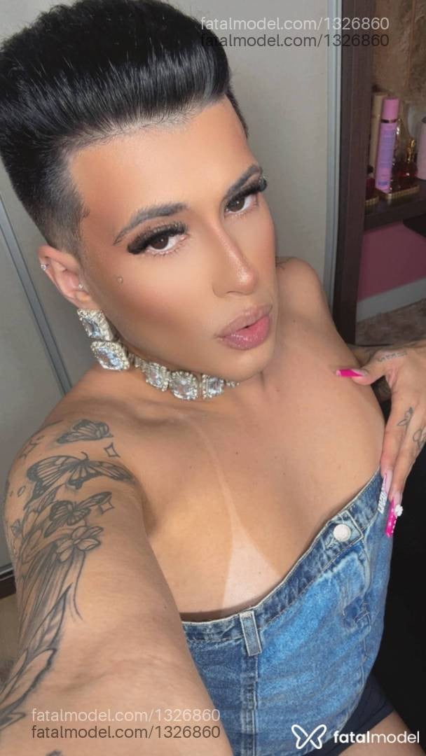 Acompanhante homem morena (o) de olhos castanhos em Joinville - Victor Martinelli