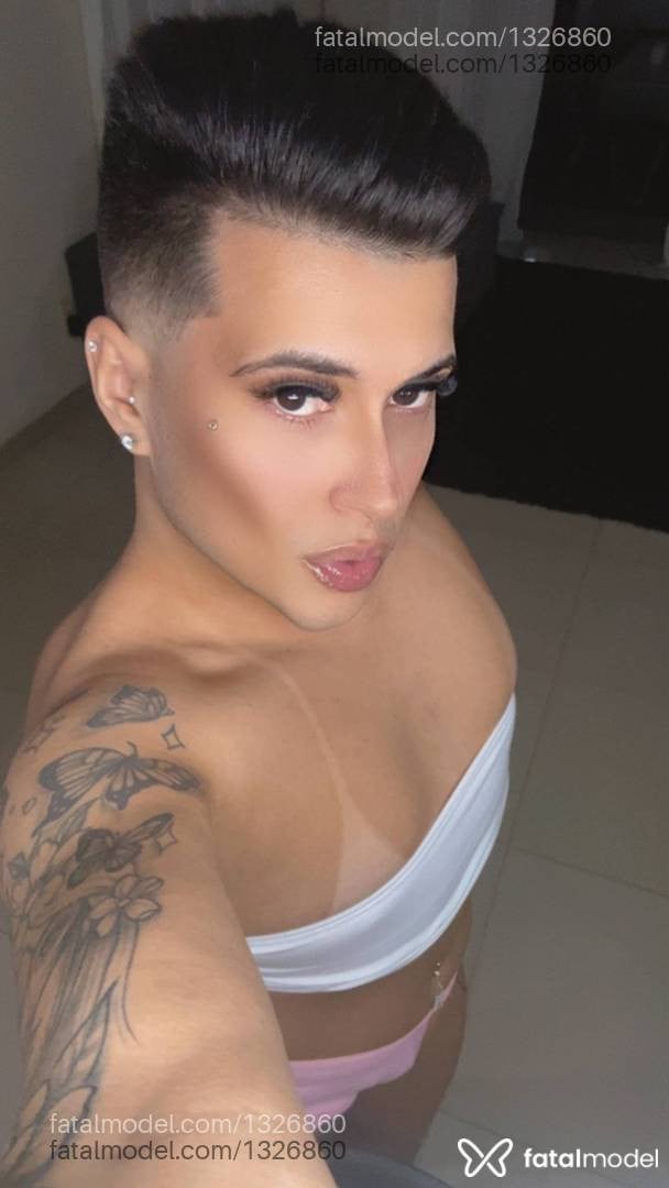 Acompanhante homem morena (o) de olhos castanhos em Joinville - Victor Martinelli
