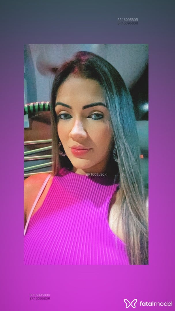 Acompanhante mulher com cabelo castanho de olhos castanhos em Primavera do Leste - Laura