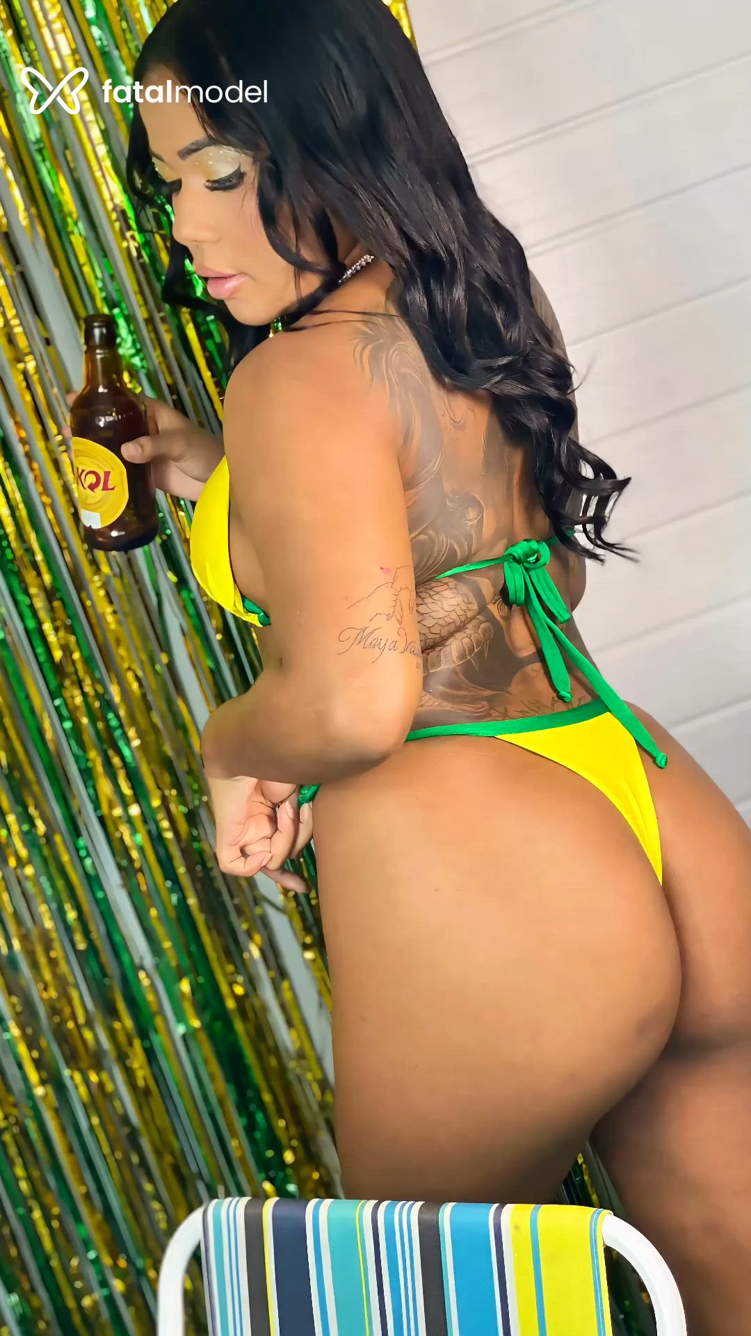 Acompanhante mulher morena (o) de olhos pretos - Louise Ferraz Acompanhante mulher morena (o) de olhos pretos - Louise Ferraz