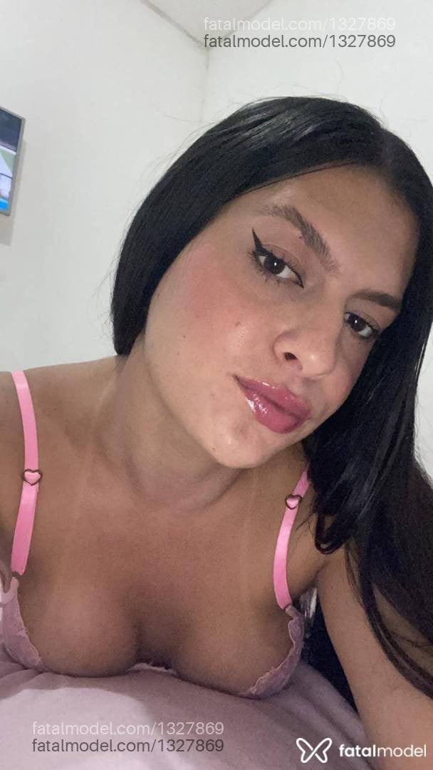 Acompanhante travesti com cabelo castanho de olhos castanhos - Geovanna Santos