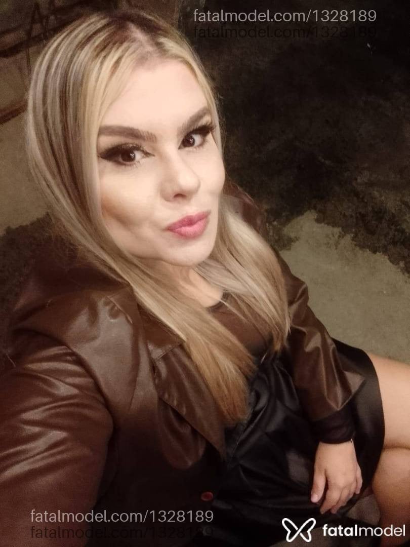 Acompanhante mulher loira (o) de olhos castanhos em Joinville - Larissa ferraz