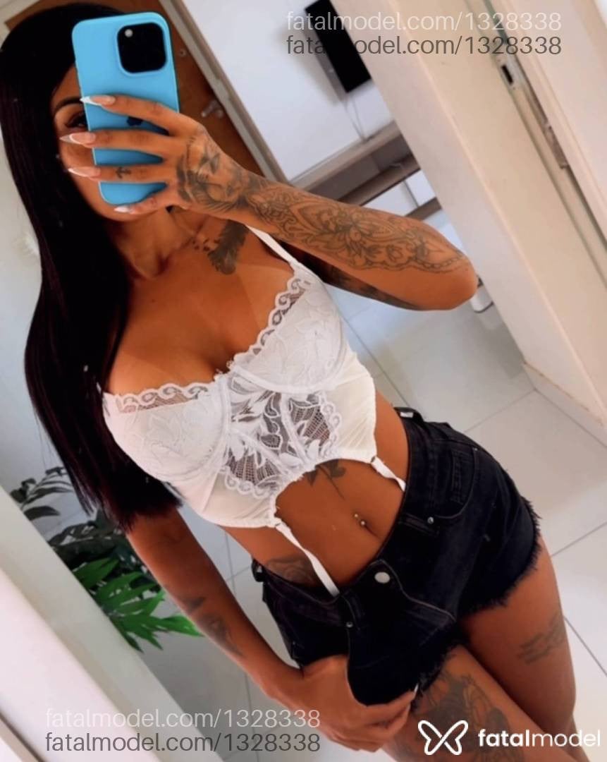 Acompanhante mulher morena (o) de olhos castanhos - Elotatuada