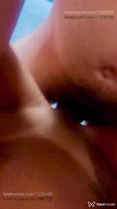 Acompanhante mulher morena (o) de olhos castanhos - Elotatuada