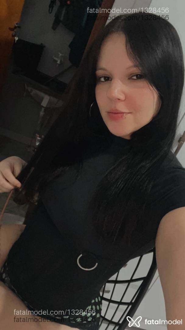 Acompanhante mulher com cabelo castanho de olhos castanhos em Sinop Acompanhante mulher com cabelo castanho de olhos castanhos em Sinop - Paty