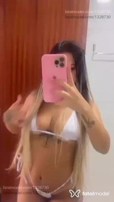 Acompanhante mulher loira (o) de olhos castanhos em Maceió Acompanhante mulher loira (o) de olhos castanhos em Maceió - Bruna Souza