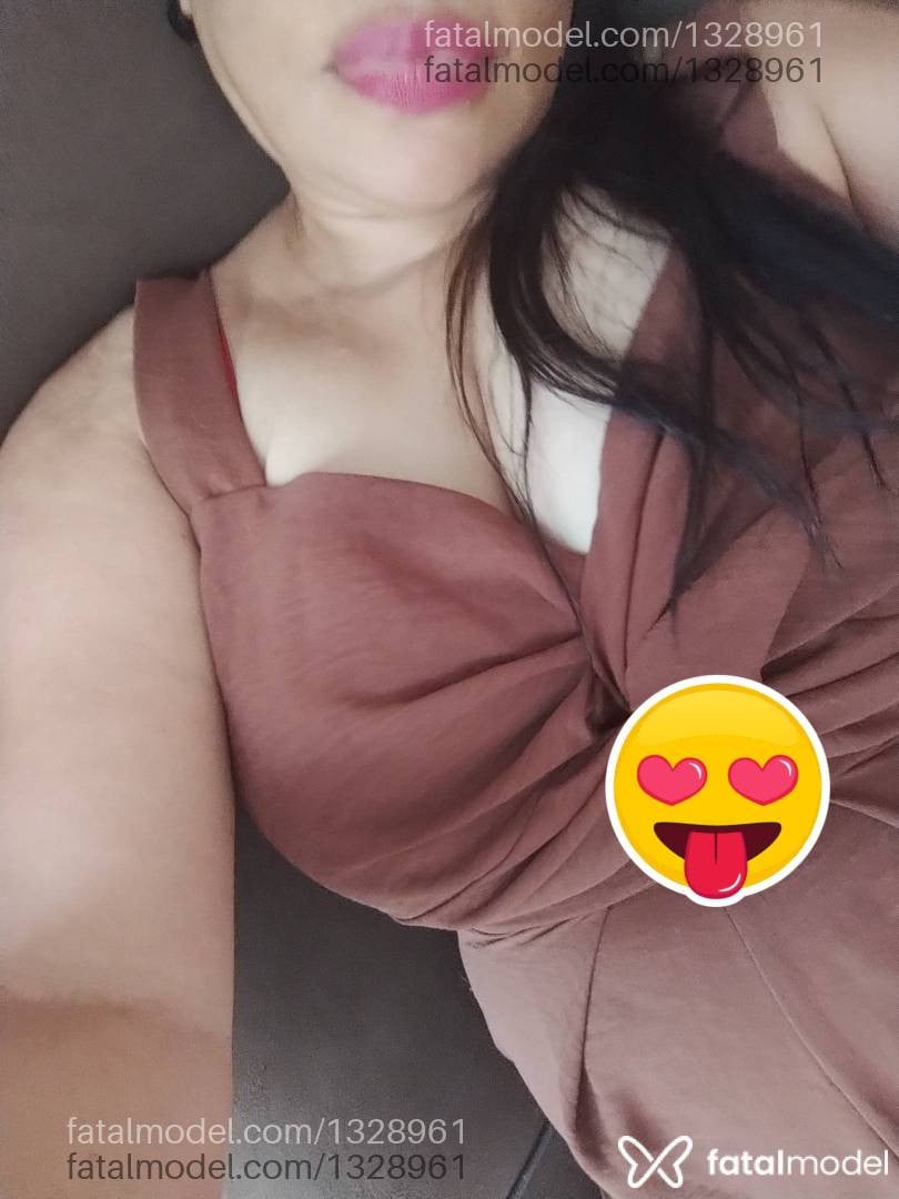 Acompanhante mulher morena (o) de olhos castanhos - Simone