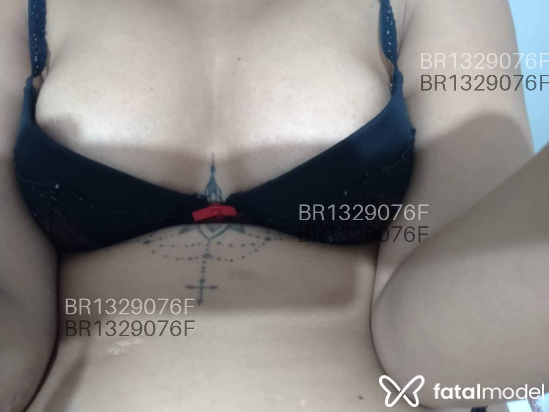 Acompanhante mulher loira (o) de olhos mel em Virtual - Cristina petitosa