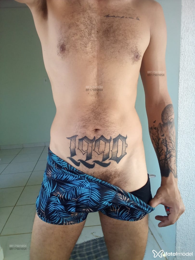 Acompanhante homem morena (o) de olhos castanhos em Franca - Arthur